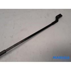 Peugeot - 3008 - Front wiper arm