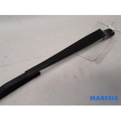 Peugeot - 3008 - Front wiper arm
