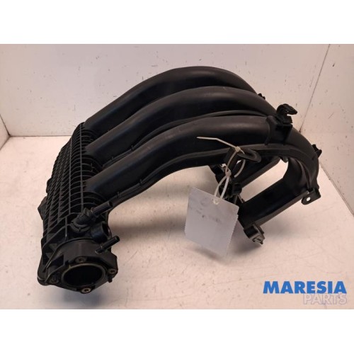 Peugeot - 208 - Intake manifold