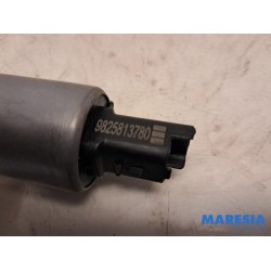 Peugeot - 208 - Camshaft adjuster
