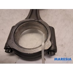 Citroen - C4 Cactus - Connecting rod
