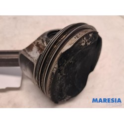 Citroen - C4 Cactus - Connecting rod