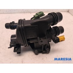 Citroen - C4 Cactus - Thermostat housing