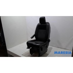 Toyota - Pro-Ace - Sitz links