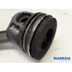 Peugeot - 308 - Connecting rod