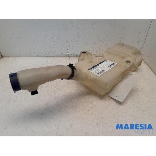 Fiat - 500 - Front windscreen washer reservoir