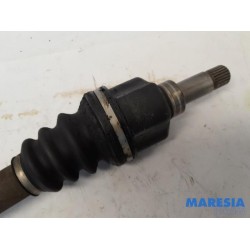 Peugeot - 206 - Front drive shaft, left