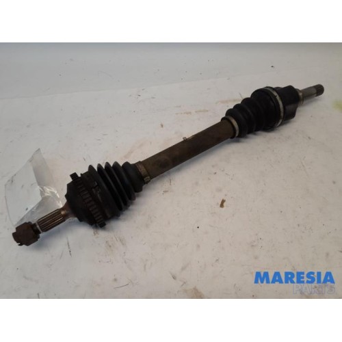 Peugeot - 206 - Aandrijfas links-voor