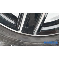 Toyota - Pro-Ace - Sportvelgenset + banden