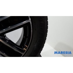 Toyota - Pro-Ace - Sportvelgenset + banden