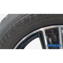 Toyota - Pro-Ace - Sportvelgenset + banden
