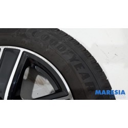 Toyota - Pro-Ace - Sportvelgenset + banden