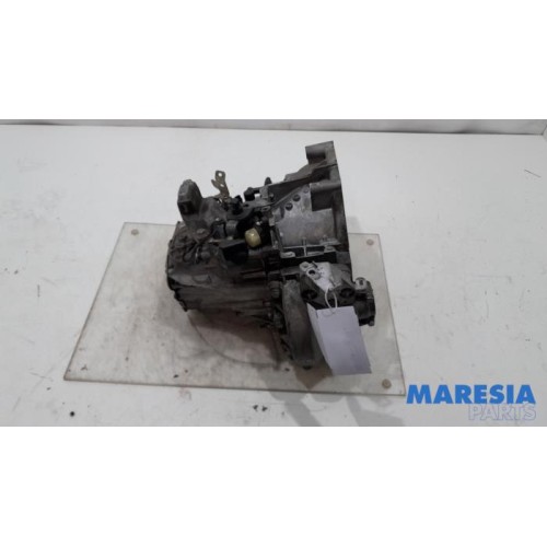 Toyota - Pro-Ace - Gearbox