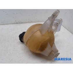 Peugeot - 207 - Expansion vessel