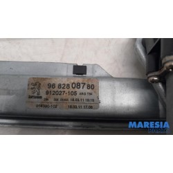Peugeot - 3008 - Rear door window mechanism 4-door, left