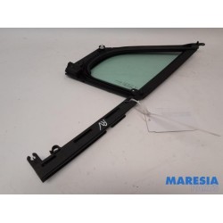 Peugeot - 3008 - Quarter light, front right