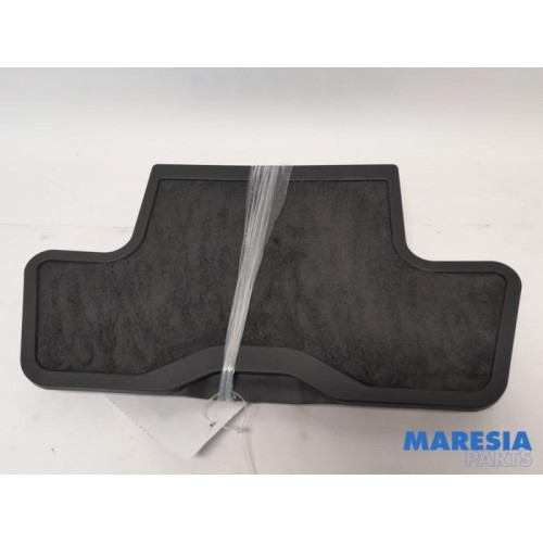 Peugeot - 3008 - Carpet