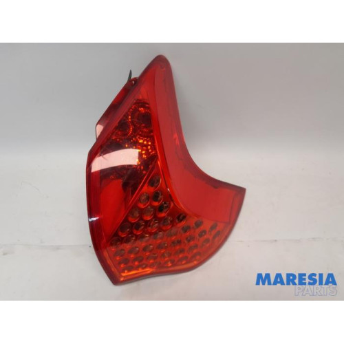 Peugeot - 3008 - Taillight, right