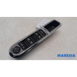 Peugeot - 3008 - Multi-functional window switch