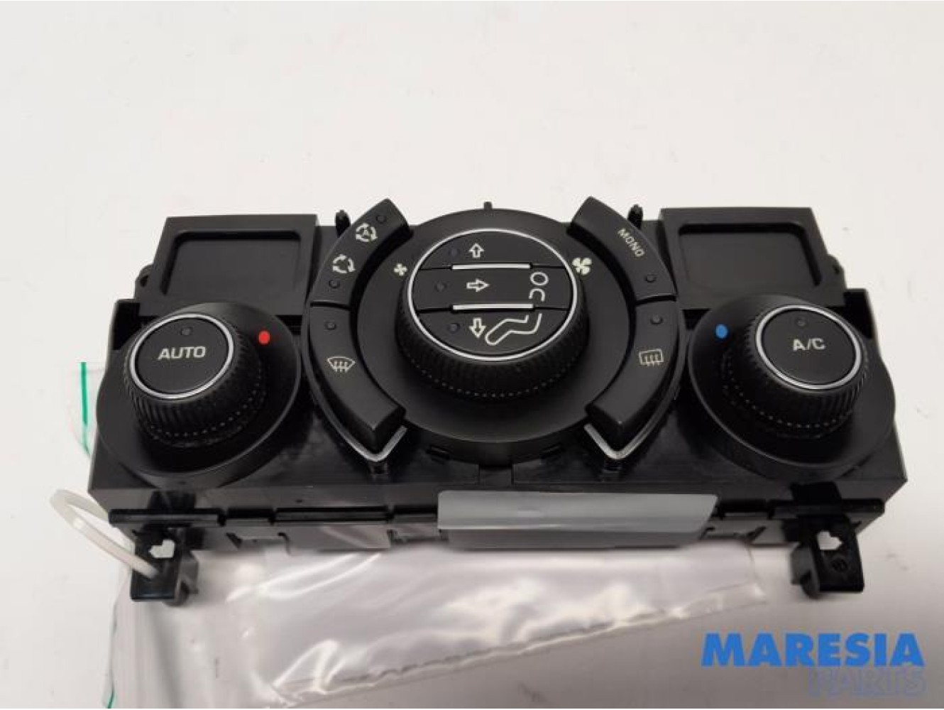 Peugeot - 3008 - Panneau de commandes chauffage