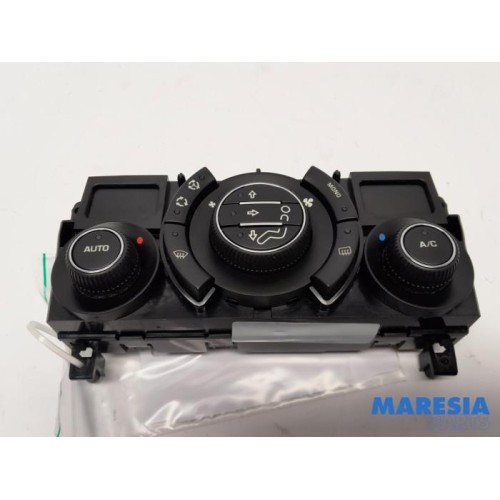 Peugeot - 3008 - Heater control panel