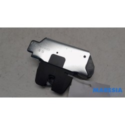 Peugeot - 3008 - Tailgate lock mechanism