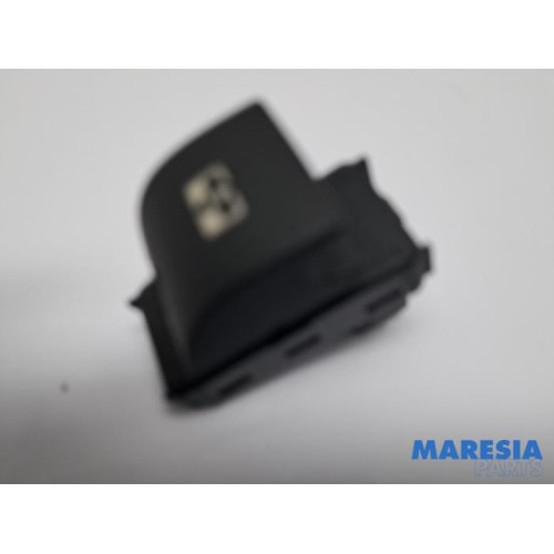 Peugeot - 3008 - Electric window switch