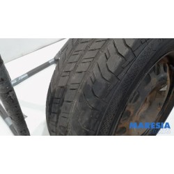 Toyota - Pro-Ace - Reservewiel