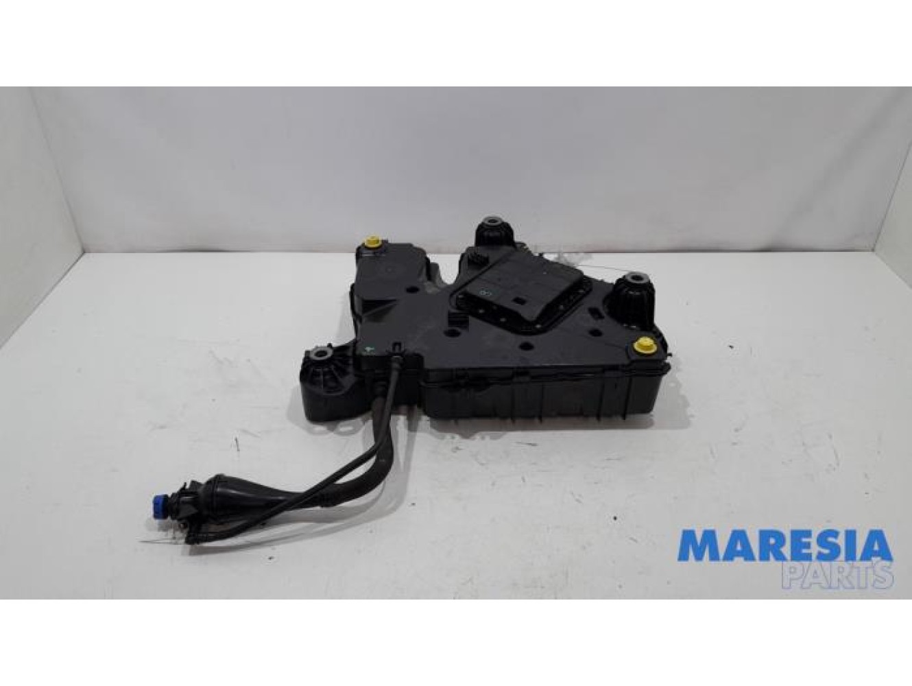 Toyota - Pro-Ace - Adblue tank