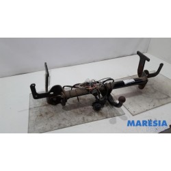 Toyota - Pro-Ace - Towbar