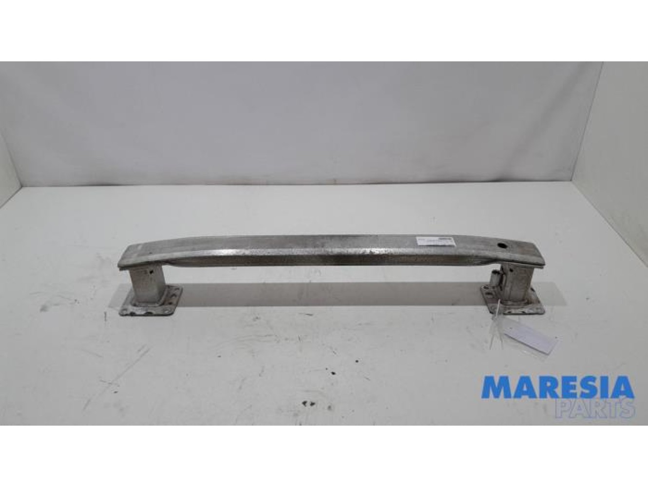 Toyota - Pro-Ace - Bumperframe achter