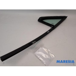 Renault - ZOE - Quarter light, front right