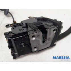 Renault - ZOE - Rear door mechanism 4-door, right