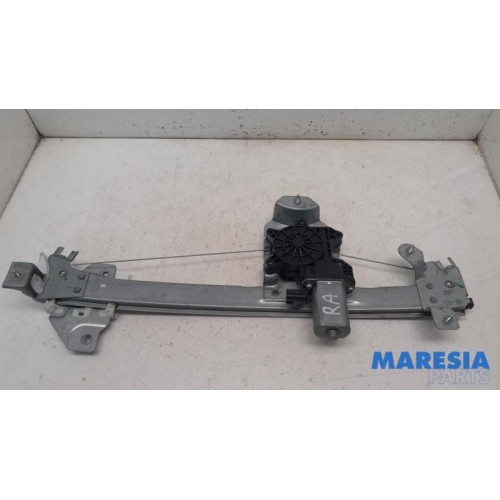 Renault - ZOE - Rear door window mechanism 4-door, right