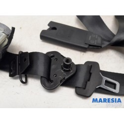 Renault - ZOE - Front seatbelt, right