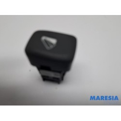 Renault - ZOE - Switch