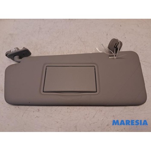 Renault - ZOE - Sun visor