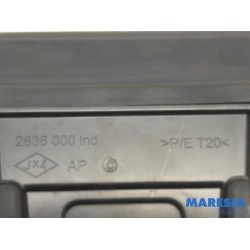 Renault - ZOE - Fuse box
