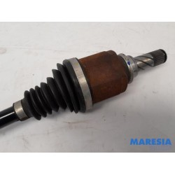 Renault - ZOE - Front drive shaft, left
