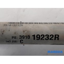 Renault - ZOE - Front drive shaft, left
