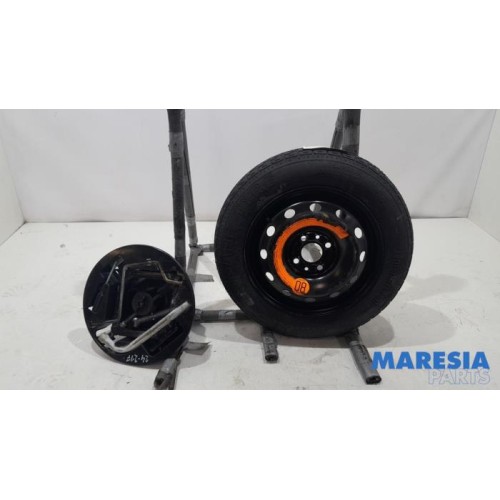 Fiat - 500 - Krikset + reservewiel