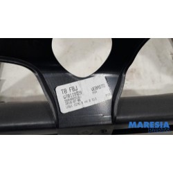 Peugeot - 5008 - Sliding headliner mechanism