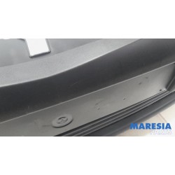 Opel - Vivaro - Front bumper