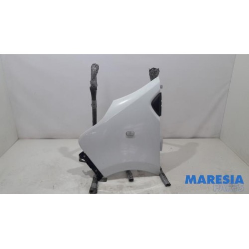 Opel - Vivaro - Front wing, left