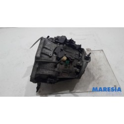 Opel - Vivaro - Gearbox
