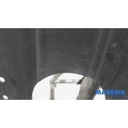 Renault - ZOE - Engine protection panel