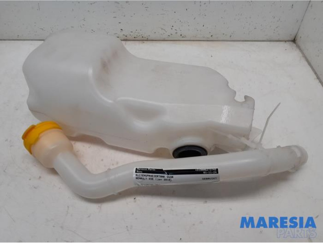 Renault - ZOE - Front windscreen washer reservoir