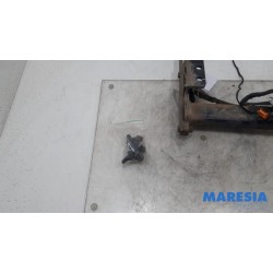 Opel - Vivaro - Towbar