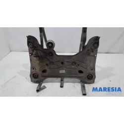 Opel - Vivaro - Subframe