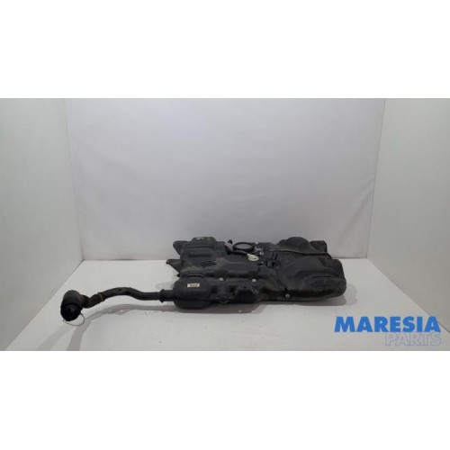 Opel - Vivaro - Tank